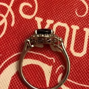 Blue sapphire ring
